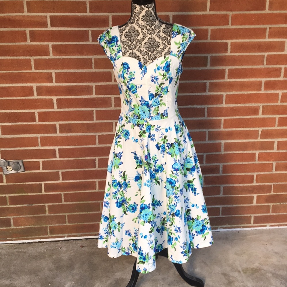 Cream Blue Floral Retro Style Swing Circle Dress M